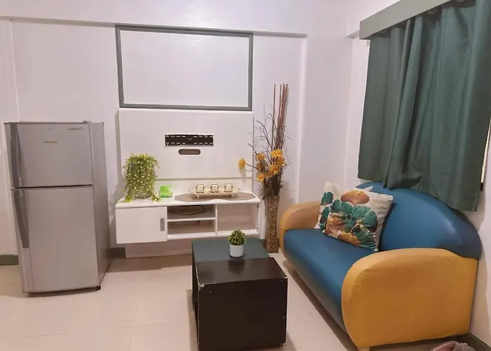 Midrise Staycation Near Airport