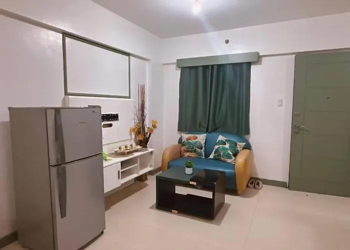 Midrise Staycation Near Airport Apartamento *