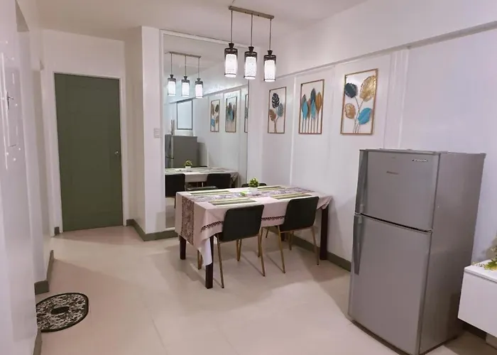 Midrise Staycation Near Airport Apartamento *